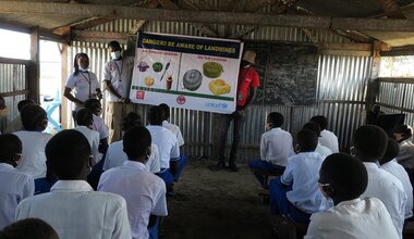 unmiss unmas mine action risk education explosive ordnance displaced people IDP school children protection bentiu south sudan