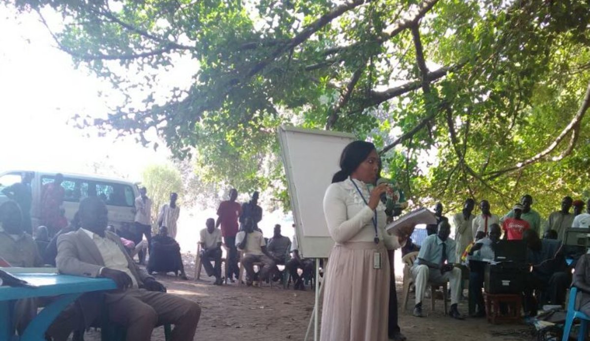 UNMISS Civil Affairs officer addresses communities in Terekeka