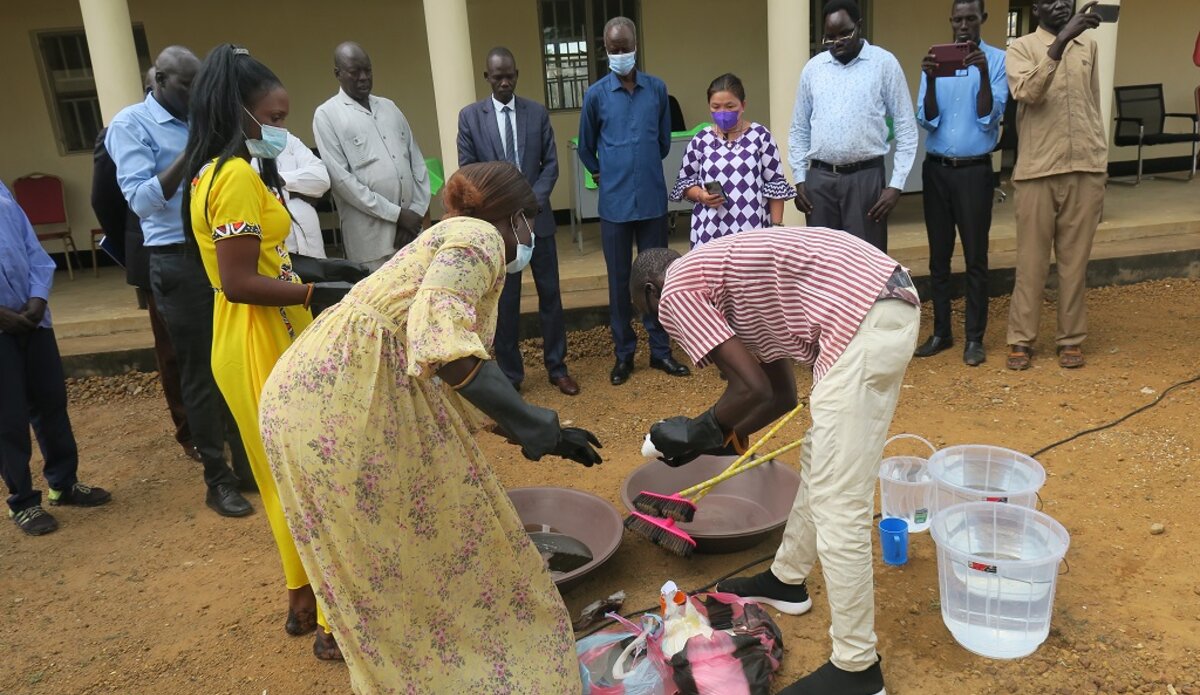 unmiss south sudan northern bahr el ghazal state aweil income generation vocational training liquid soap empowerment